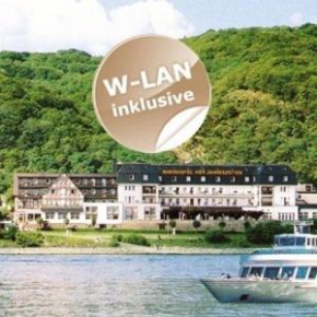Гостиница Rheinhotel Vier Jahreszeiten  Бад-Брайзиг
